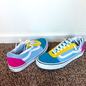 Women’s vans sneakers